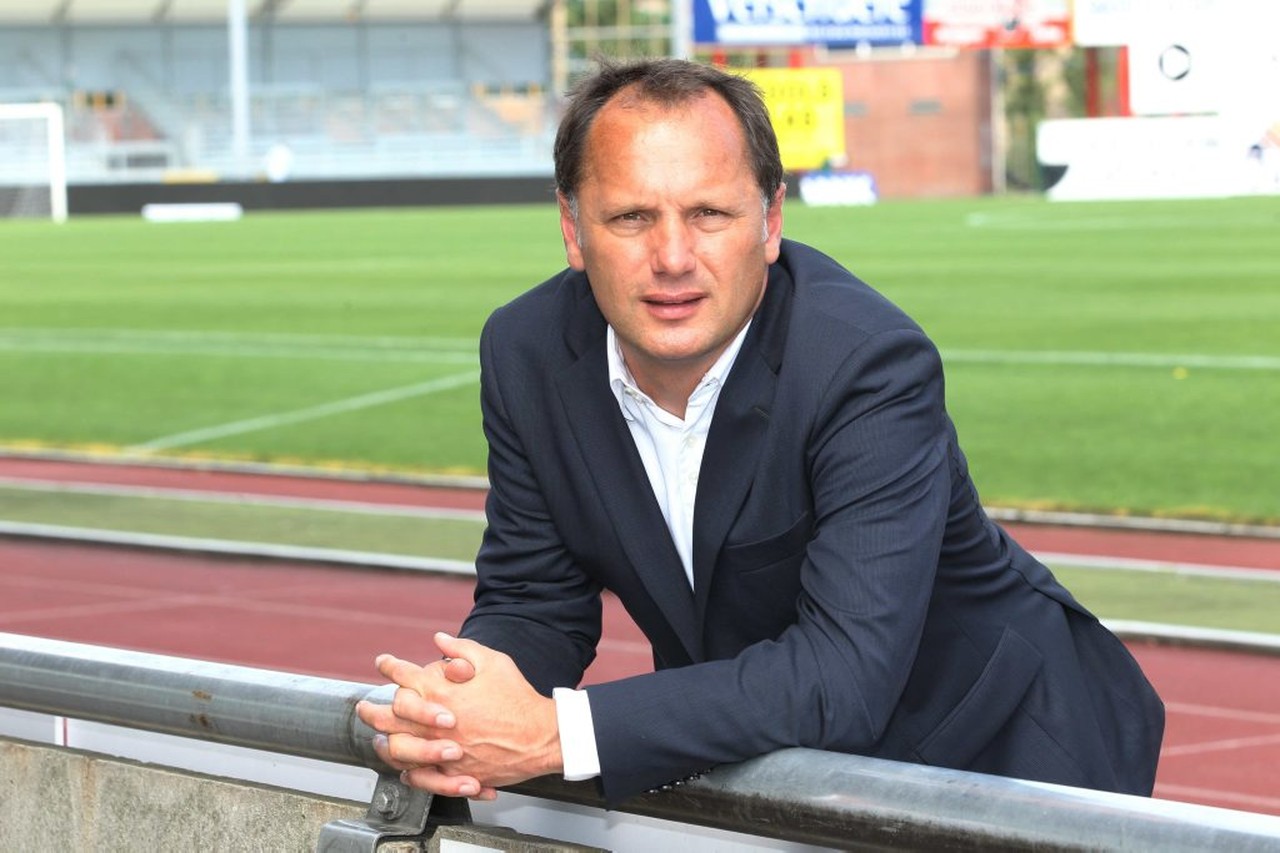 Nederlandse ex-international Hans Gillhaus technisch manager bij Zulte Waregem | Het Nieuwsblad Mobile